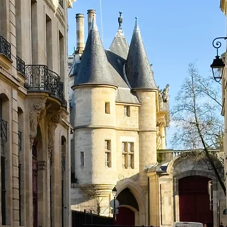 شقة La Galerie Des Archives-unique And Elegant Gem-marais Aircond *